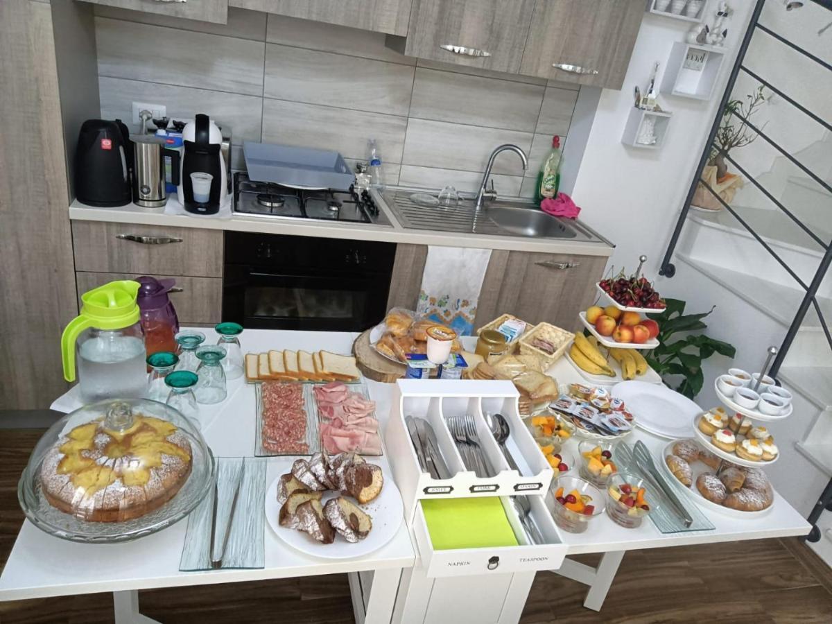 Athena Bed & Breakfast Шила Екстериор снимка
