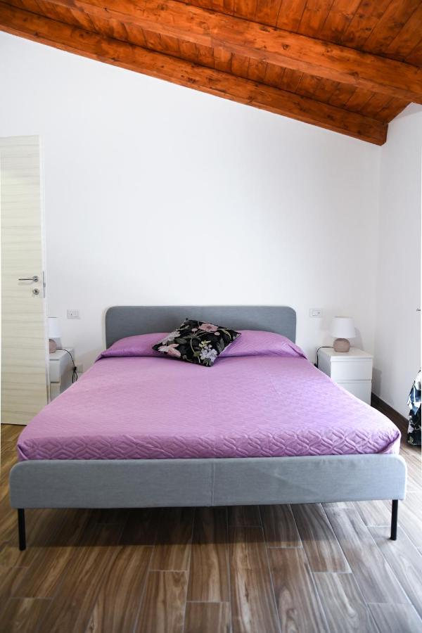 Athena Bed & Breakfast Шила Екстериор снимка